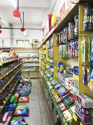 挑戰連鎖超市!鼎湖這家百貨店終結你的排隊結賬煩惱.